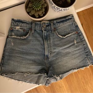 Abercrombie & Fitch High Rise Mom Short